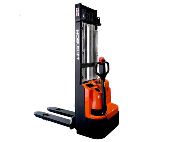 Самоходный штабелер Noblelift ECL15N (3600)
